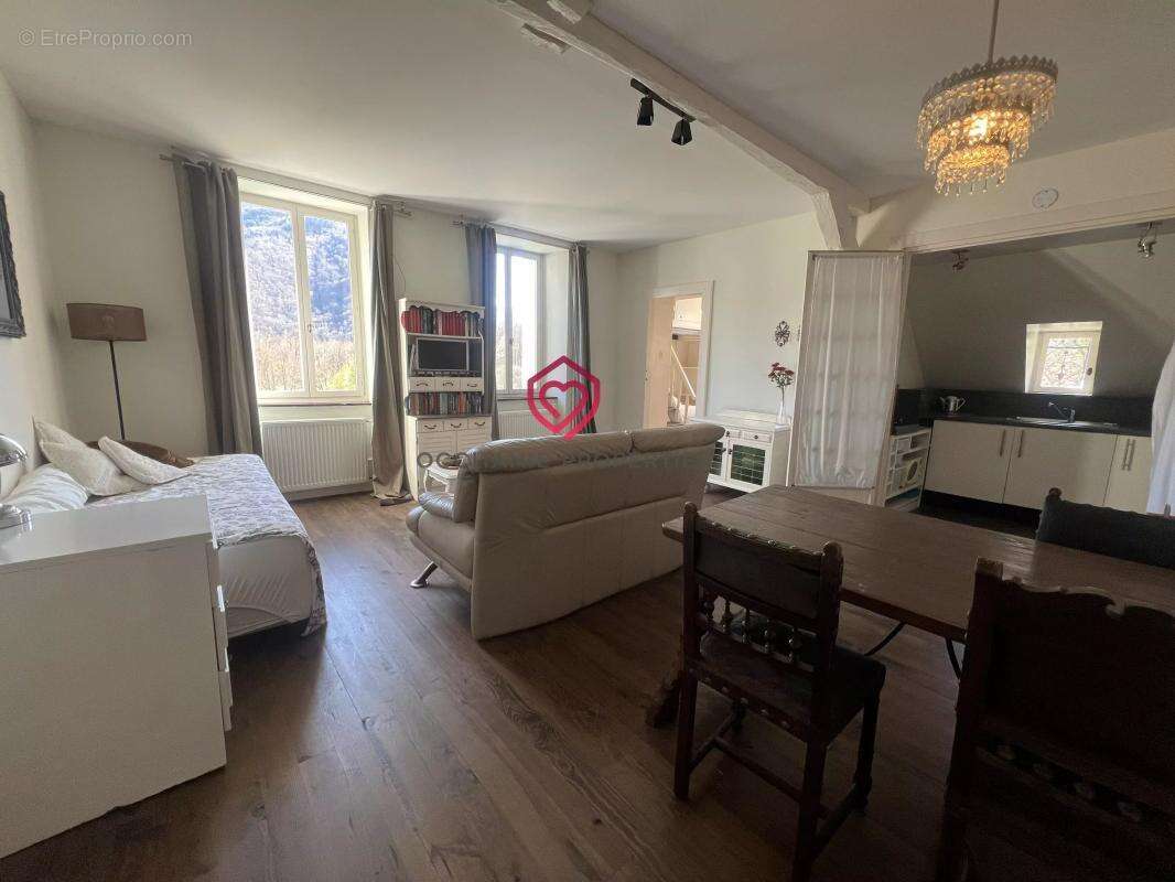 Maison à SAINT-BEAT