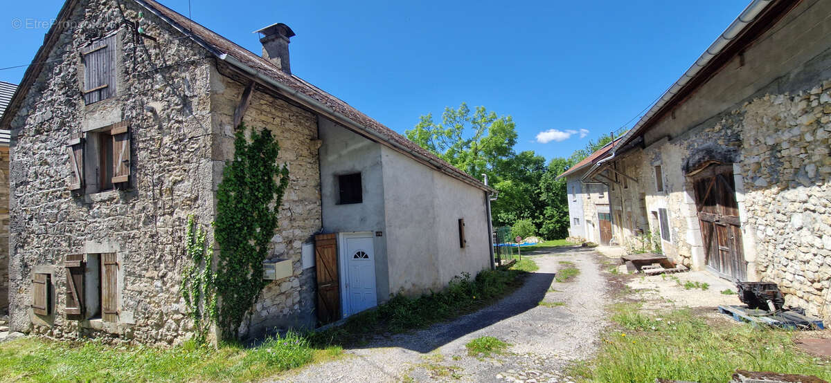 Maison à CHAVORNAY