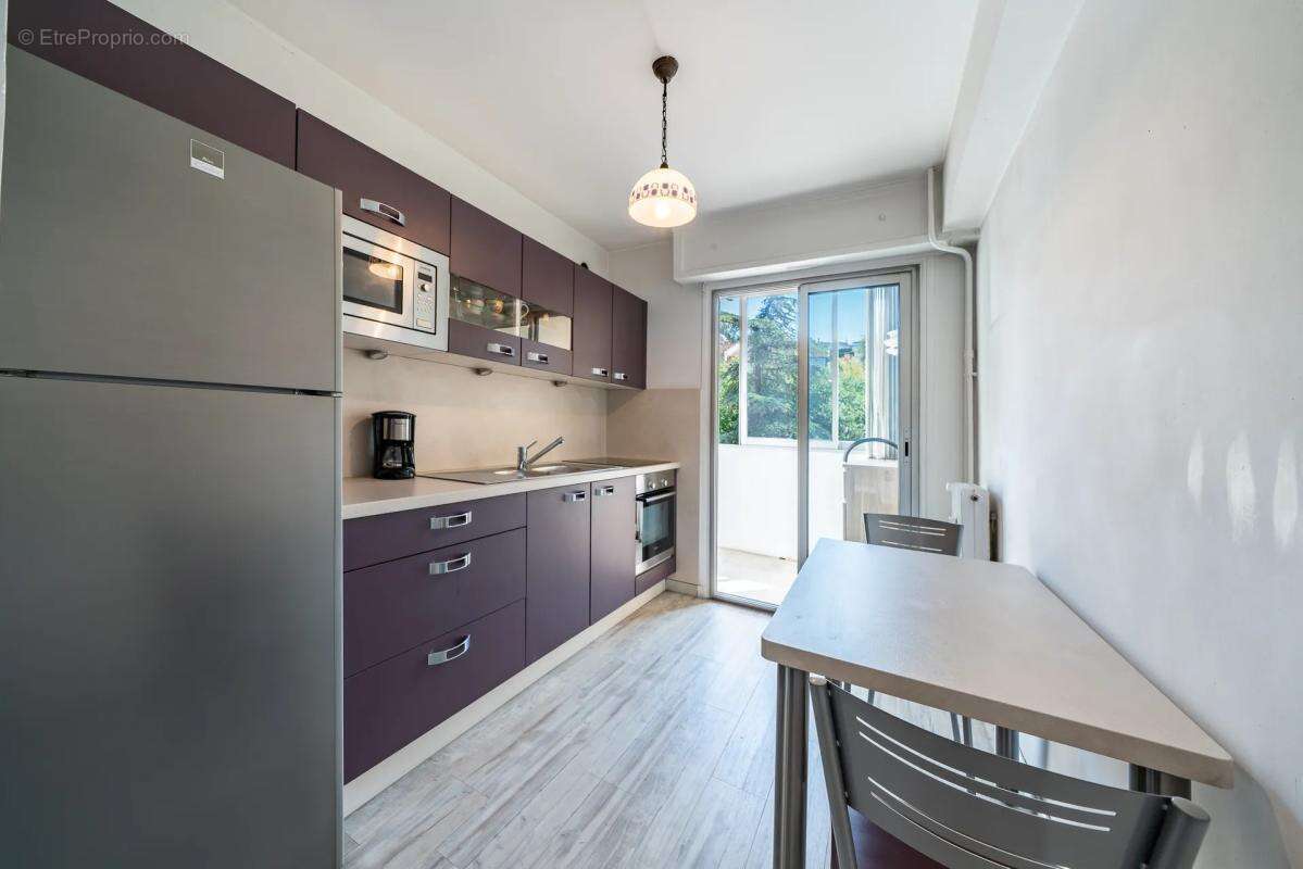 Appartement à LE CANNET
