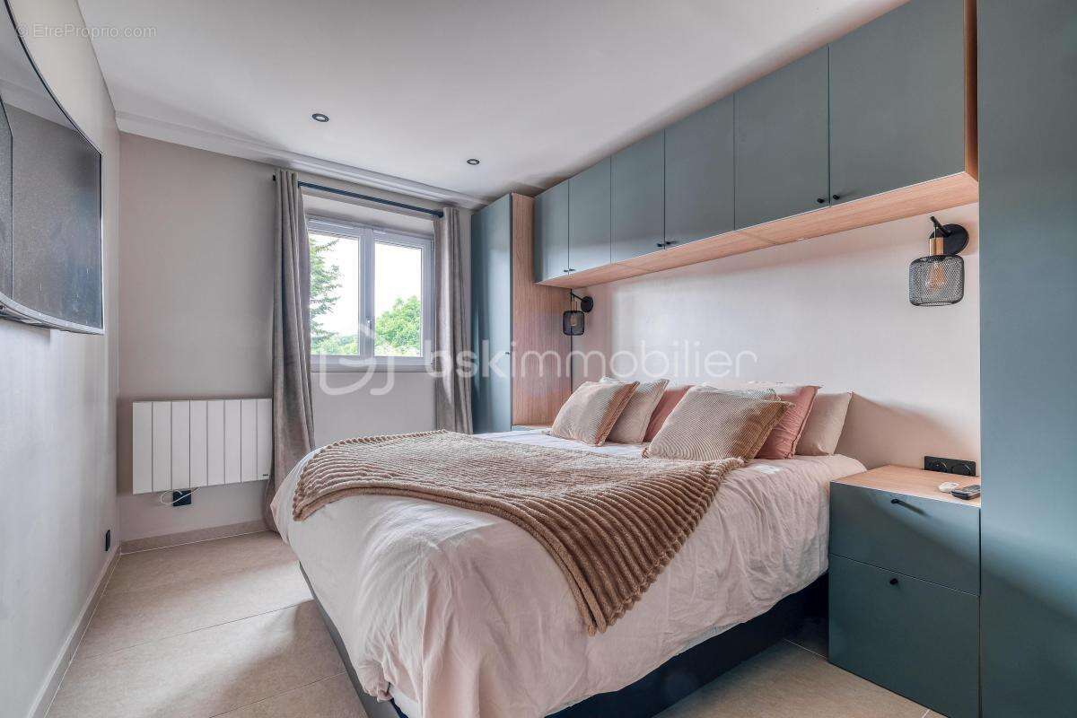 Appartement à EMERAINVILLE