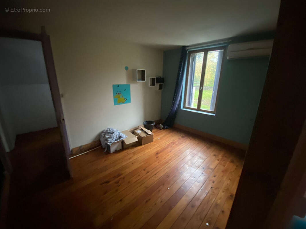 Maison à SAINT-QUENTIN