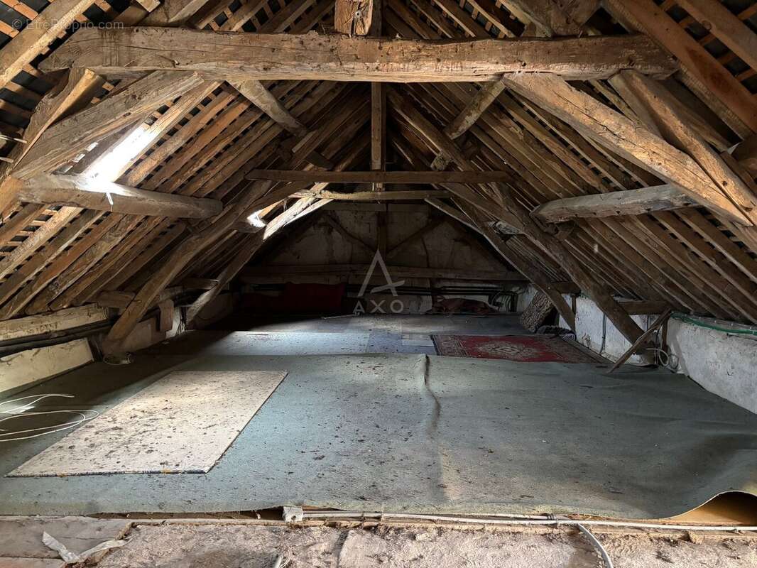 Maison à SAINT-DENIS-D'ANJOU
