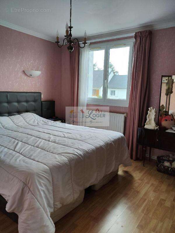 Maison à LA CHAPELLE-SUR-ERDRE