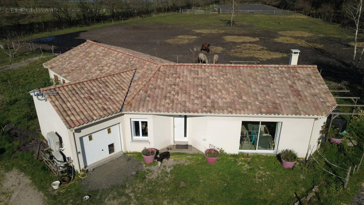 Maison à ARSAC