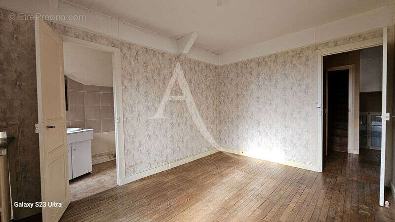 Maison à COSNE-COURS-SUR-LOIRE