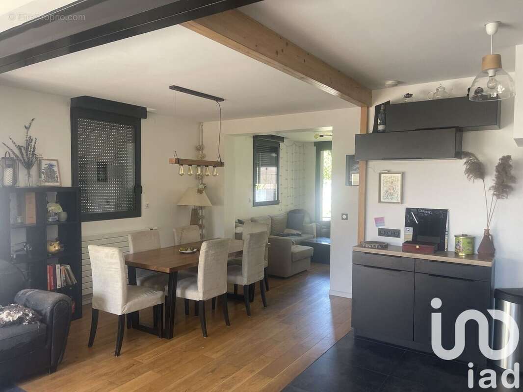 Photo 6 - Maison à SAINT-MAUR-DES-FOSSES