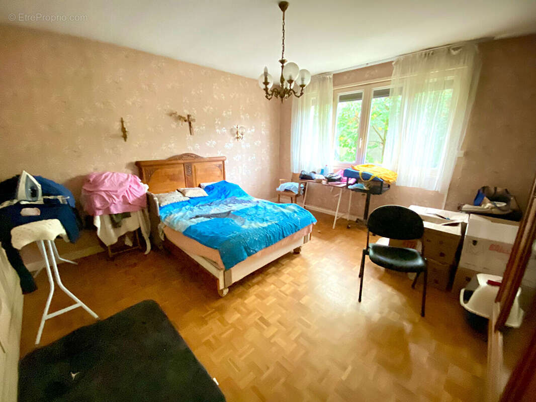 Maison à SARTROUVILLE