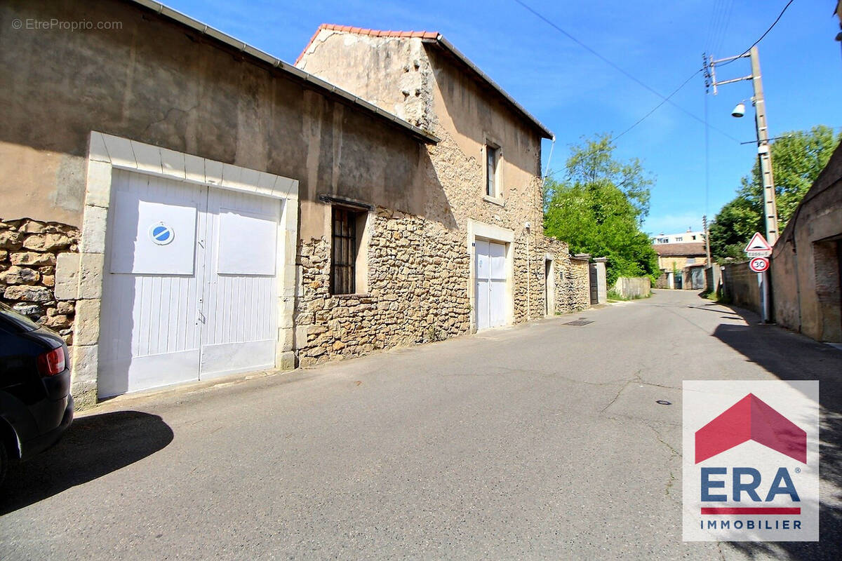 Maison à PONT-SAINT-ESPRIT