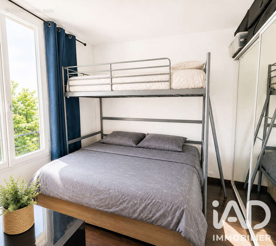 Appartement 42 m² à Vitrolles  - photo 4
