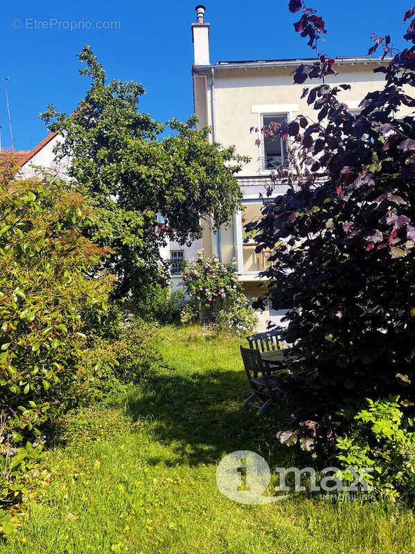 Maison à ASNIERES-SUR-SEINE