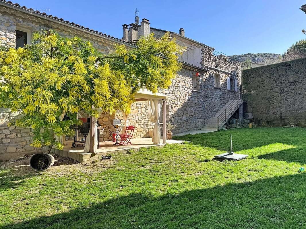 Maison à SAINT-MAURICE-D'ARDECHE