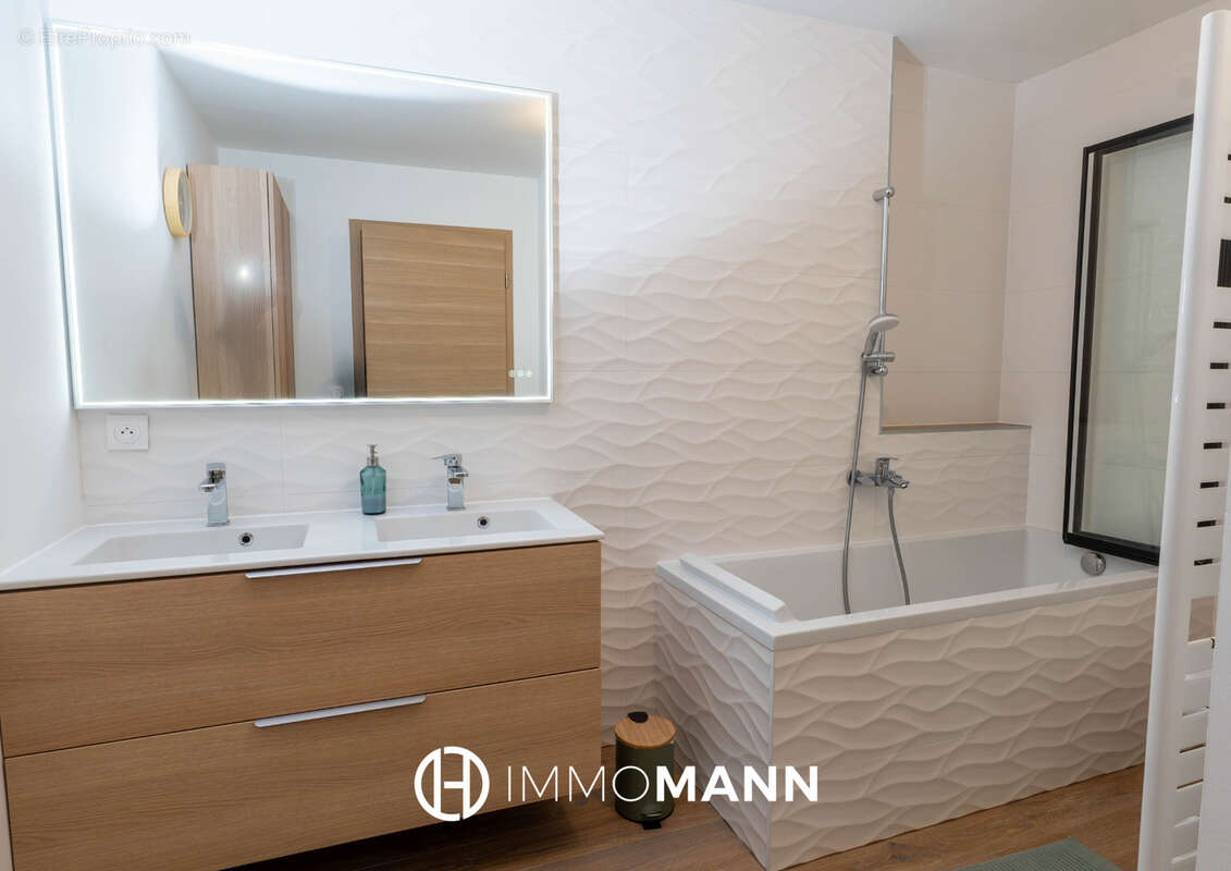 Appartement à INNENHEIM