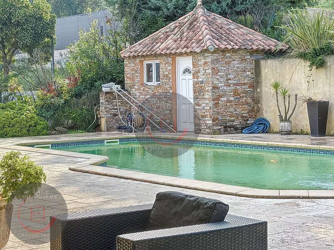 Maison à LES ADRETS-DE-L&#039;ESTEREL