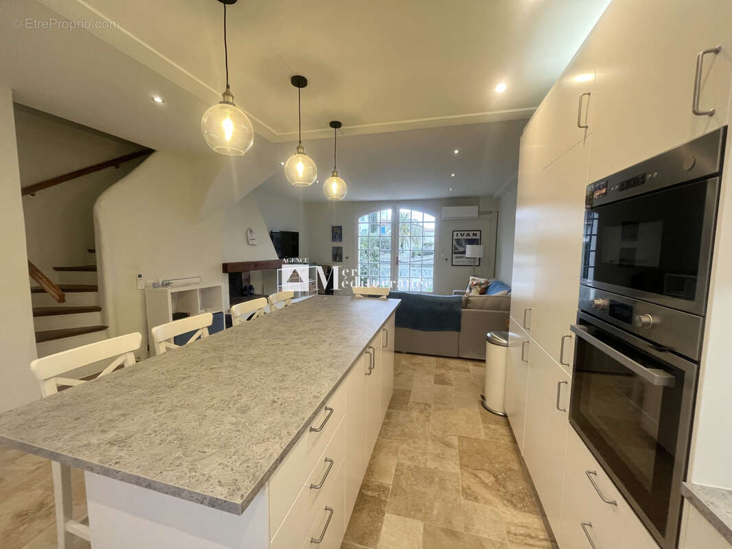 En co-exclusivite jolie maison a vendre a port-grimaud (83310) - photo 9
