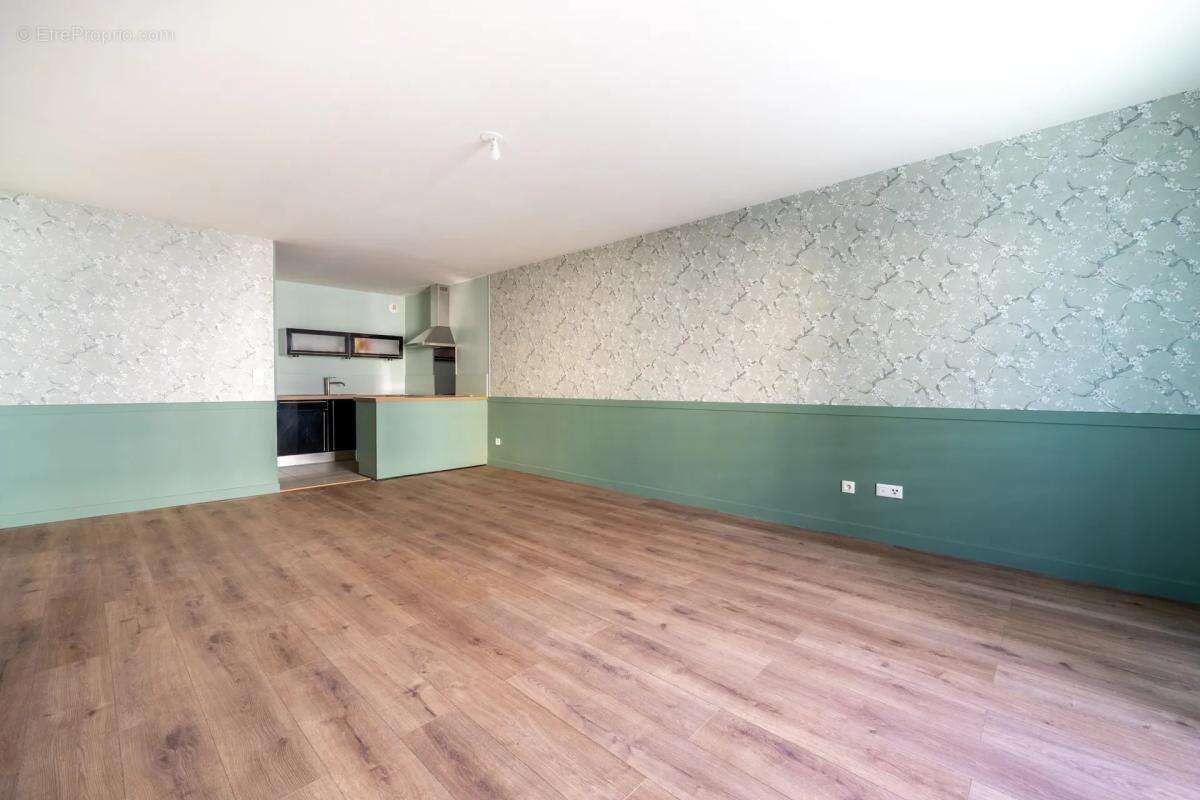 Appartement à PERSAN