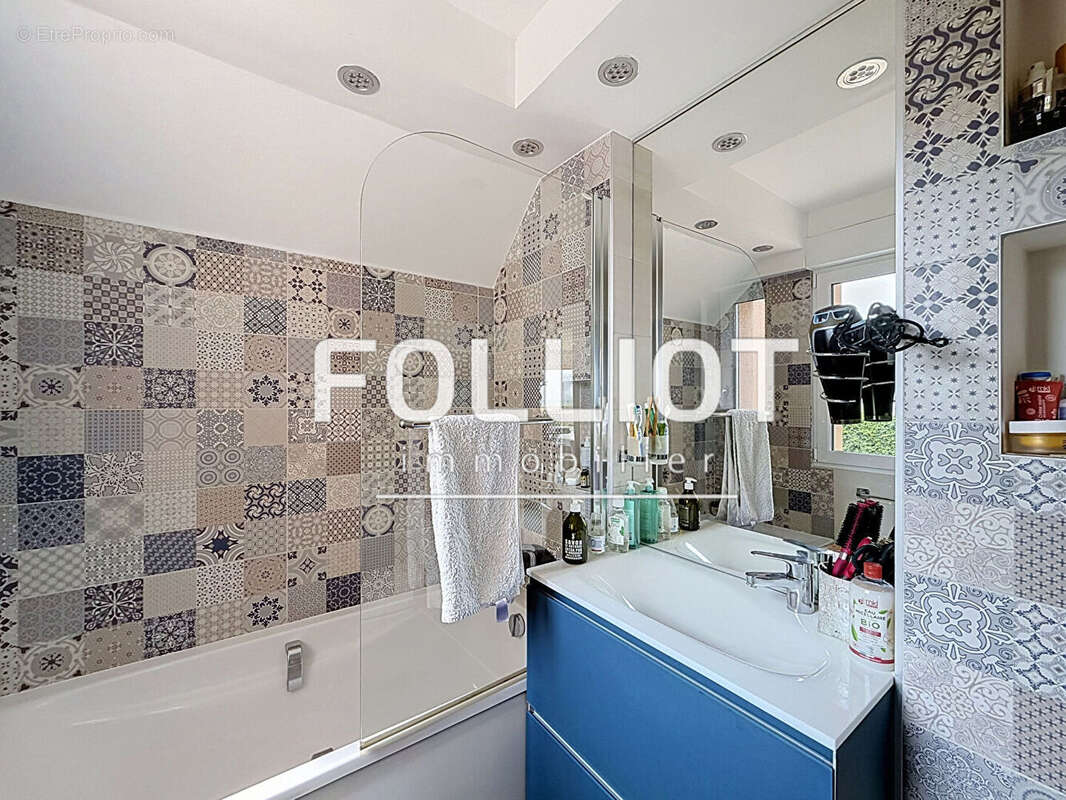 Maison 4 pièces à vendre à Saint-Pair-sur-Mer avec vue mer - Exclusivité CABINET FOLLIOT ! - photo 6
