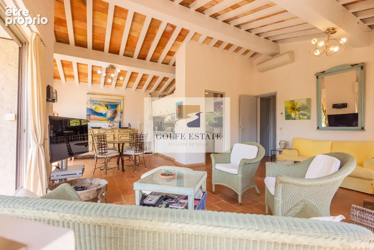 À Gigaro, plage à pied, maison 4 chambres - photo 10