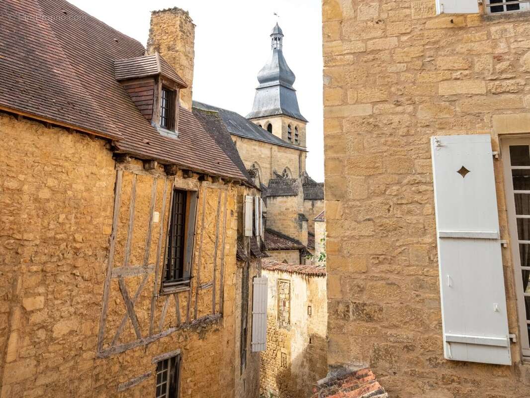 Maison à SARLAT-LA-CANEDA