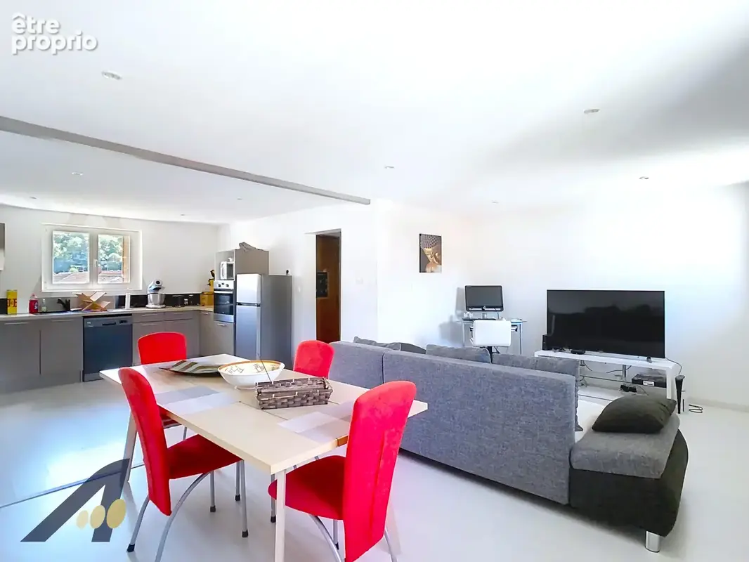 Appartement à FESCHES-LE-CHATEL