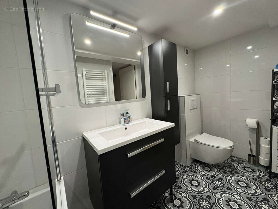 Maison à SAINTRY-SUR-SEINE