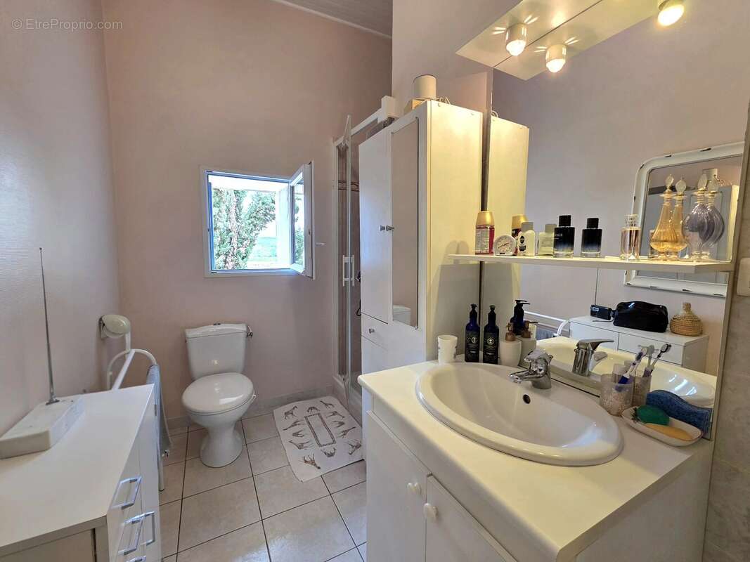 Appartement à RAZAC-DE-SAUSSIGNAC