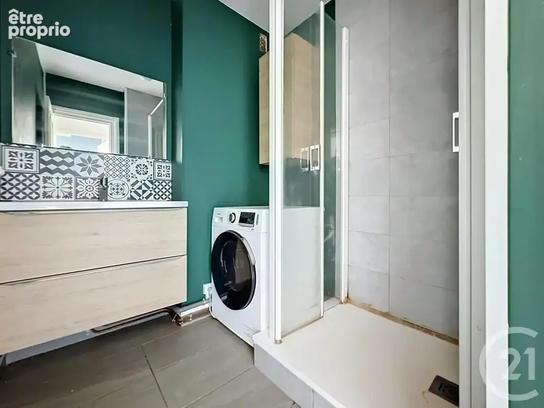 Appartement 3 pièces 62 m² à vendre à La Chapelle-Saint-Luc (10600) - photo 8