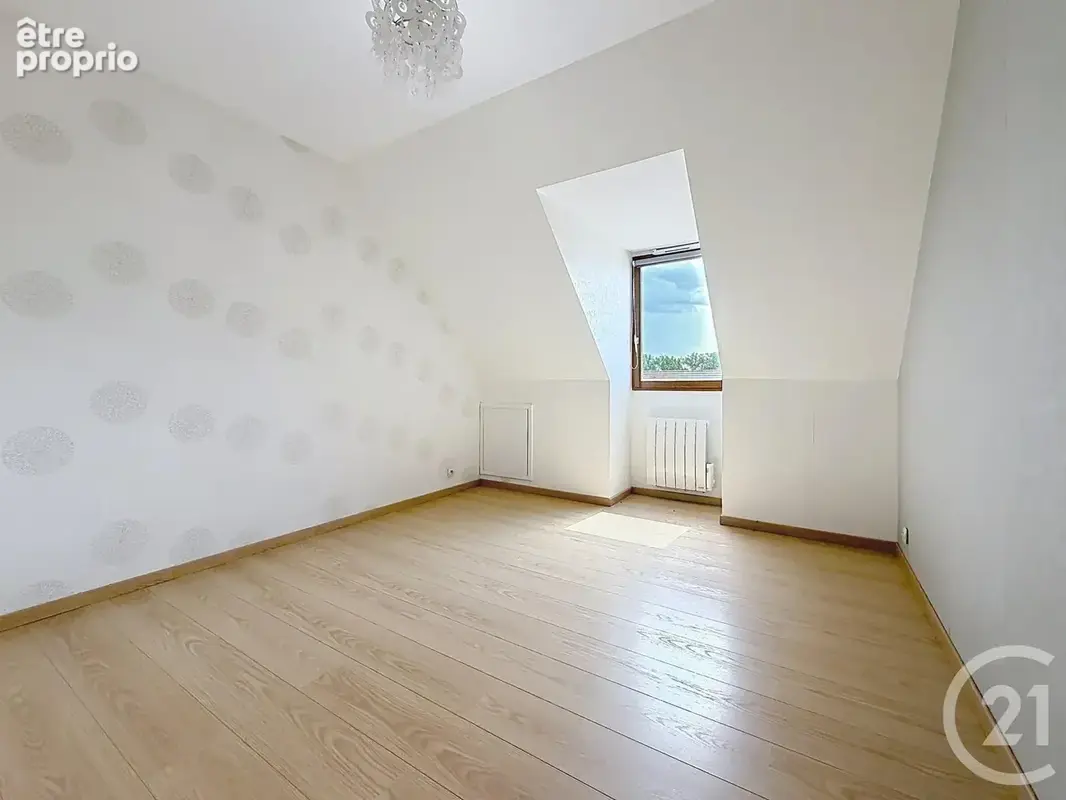 Maison 8 pièces 140 m² à vendre à Jouy (28300) - photo 13
