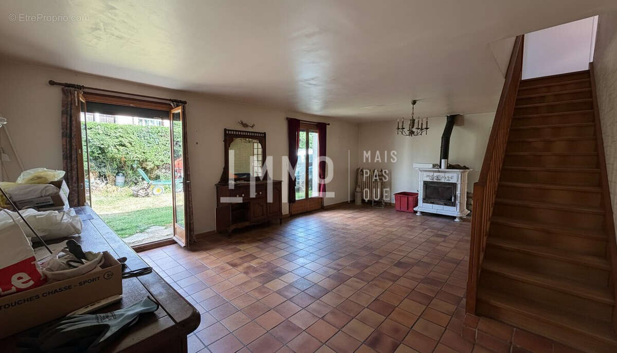 Maison 104 m² à Besse-Sur-Braye  - photo 3