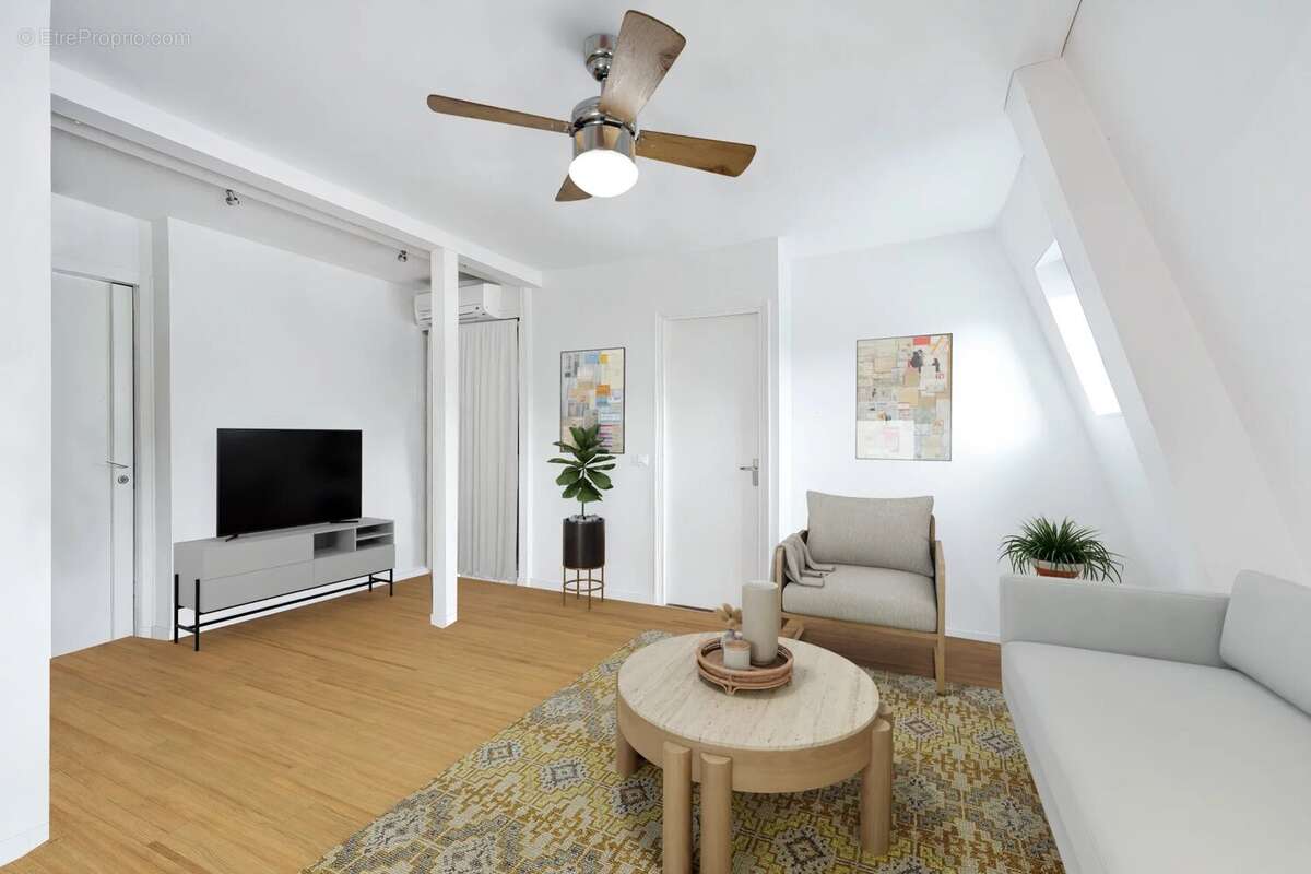 Appartement à PARIS-18E