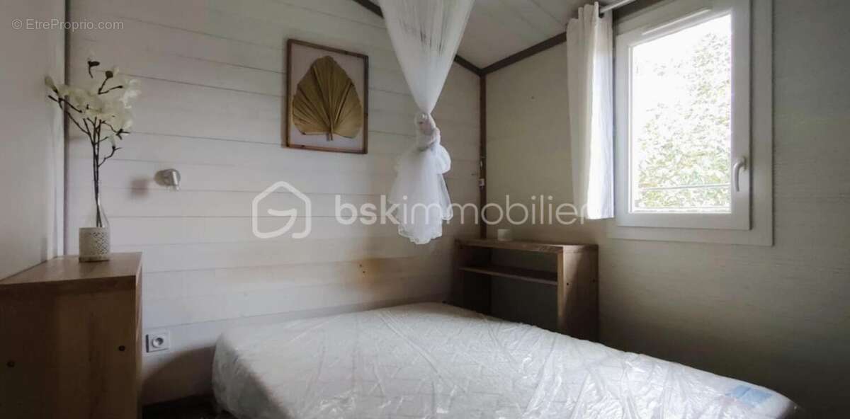 Chalet en vente - Vivez le charme discret dans un cadre paisible - photo 10