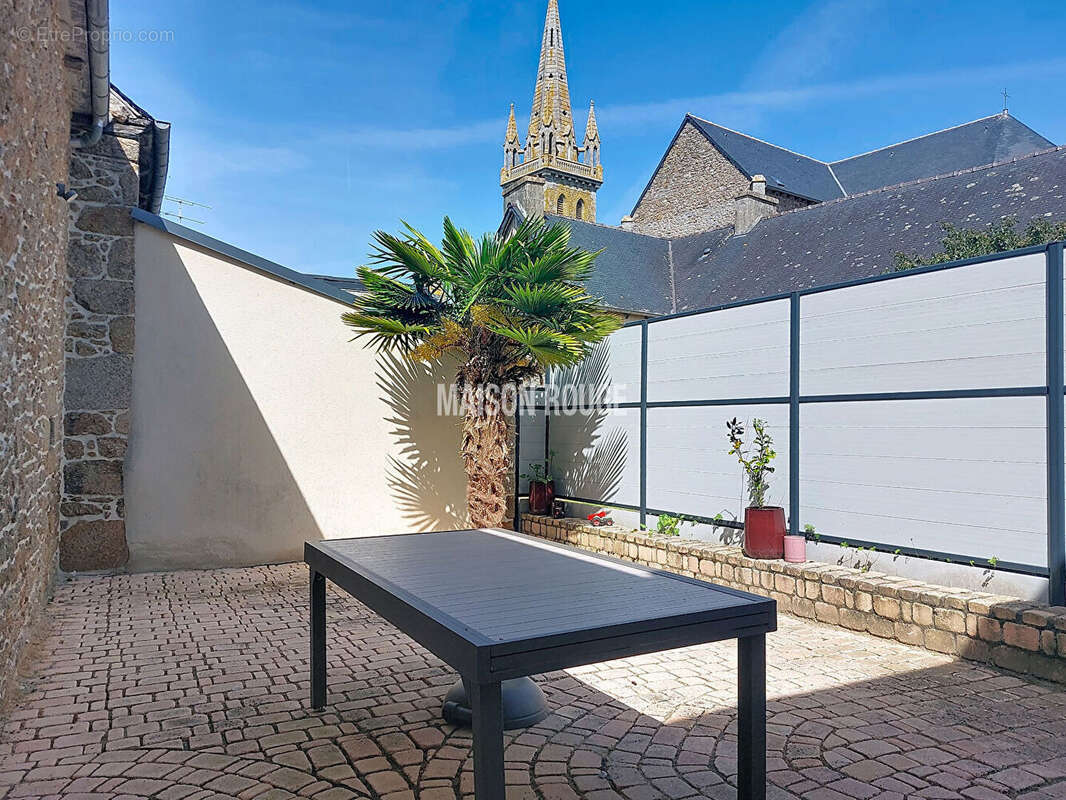 exclusivité Maison Rouge maison en coeur de bourg! - photo 2