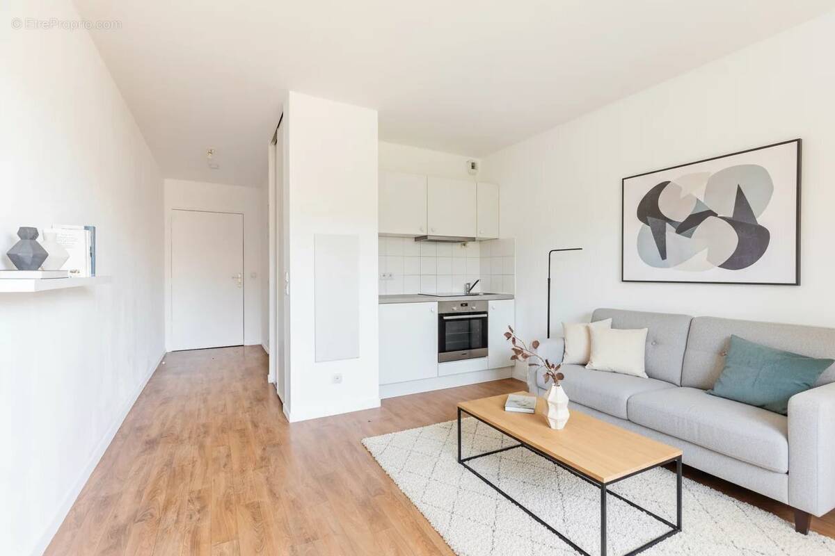 Appartement à VILLENEUVE-LA-GARENNE