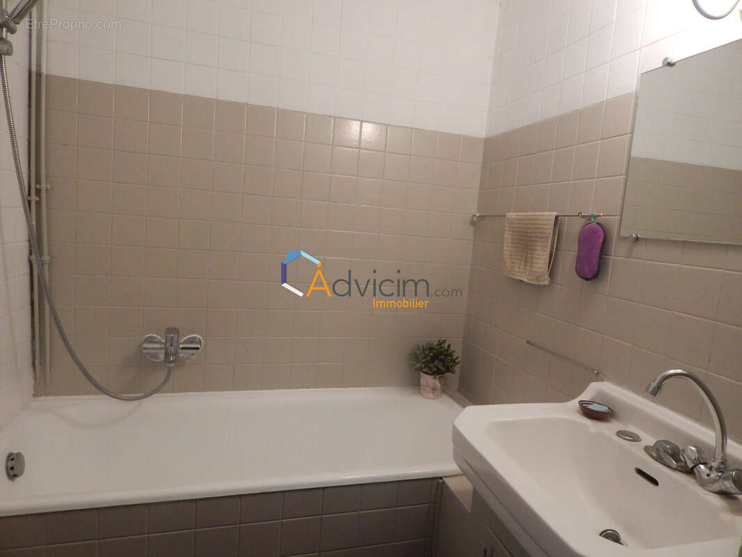 Maison à FERRIERES-EN-GATINAIS