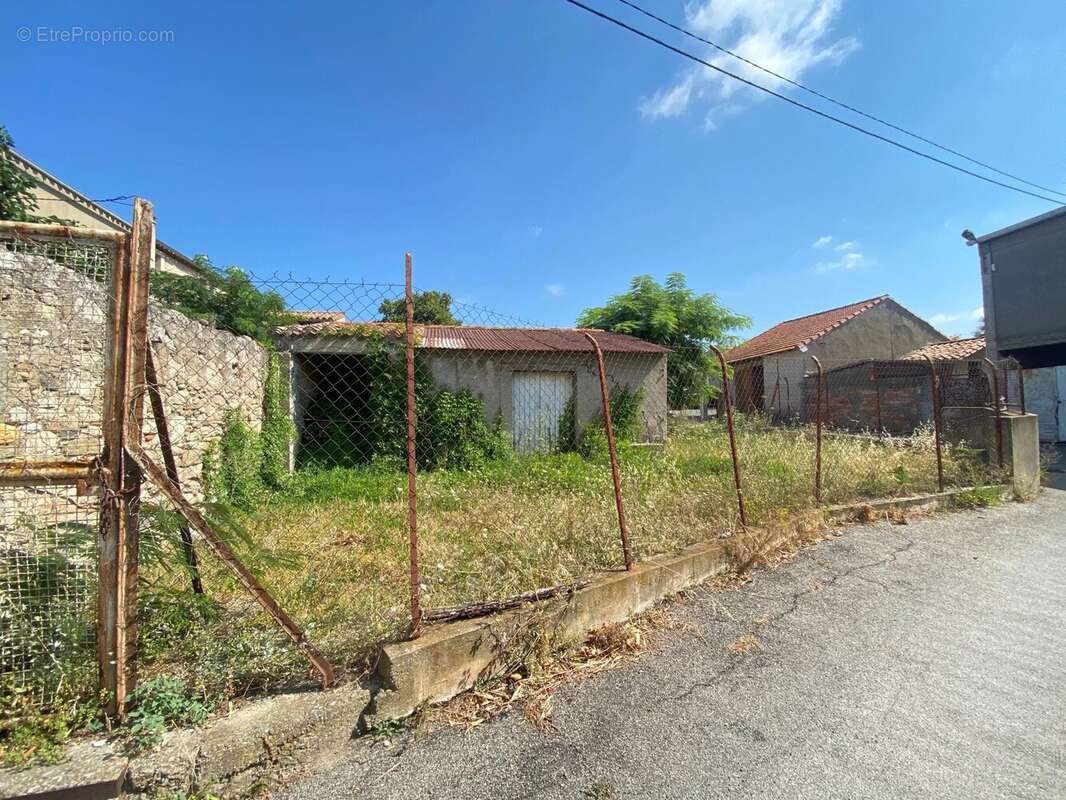 Maison à VILLENEUVE-MINERVOIS