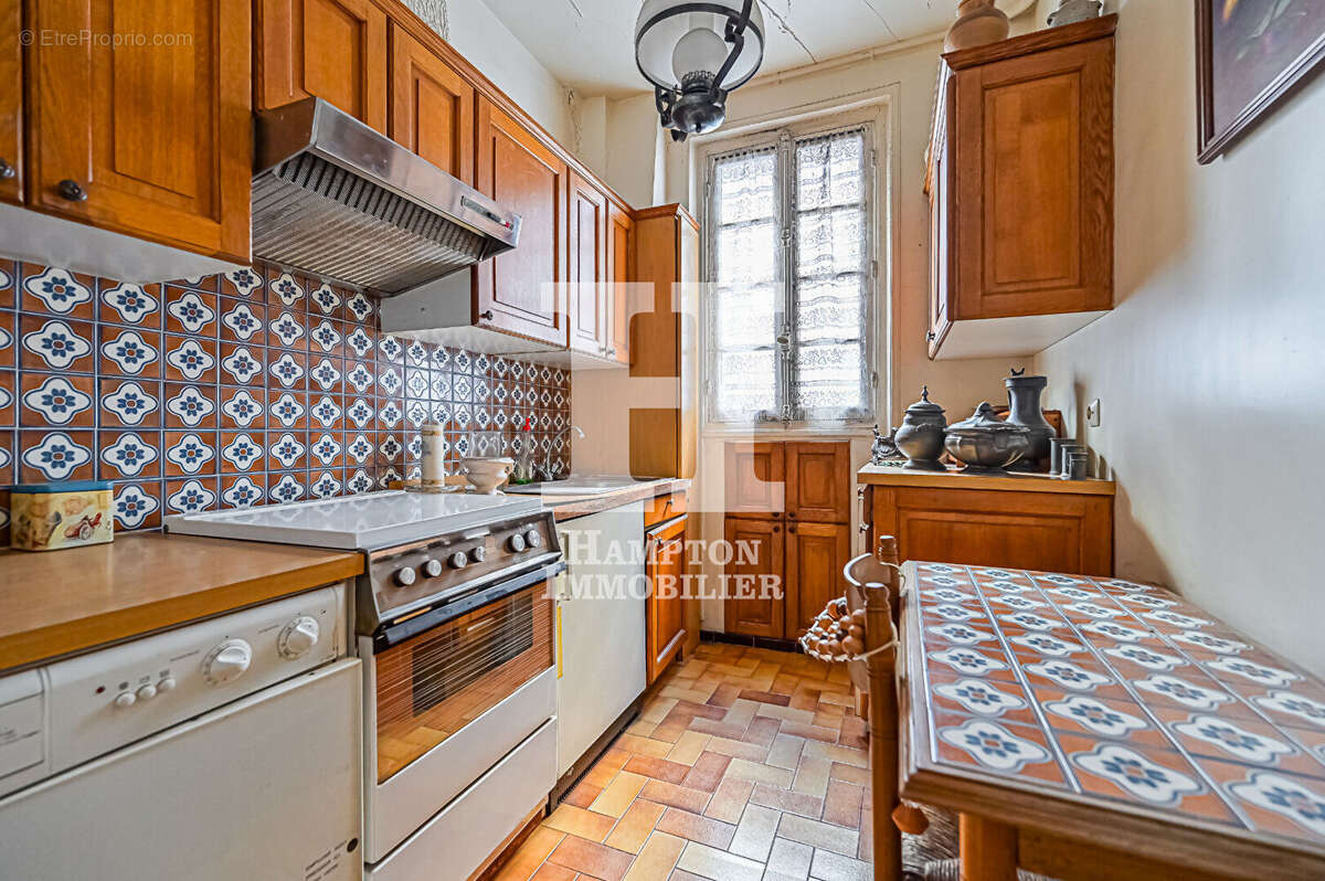Appartement à PARIS-19E