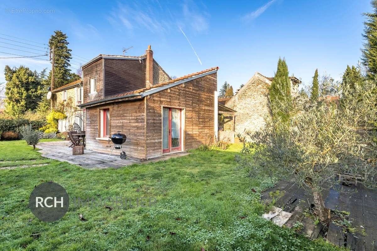 Maison à MONTFORT-L'AMAURY