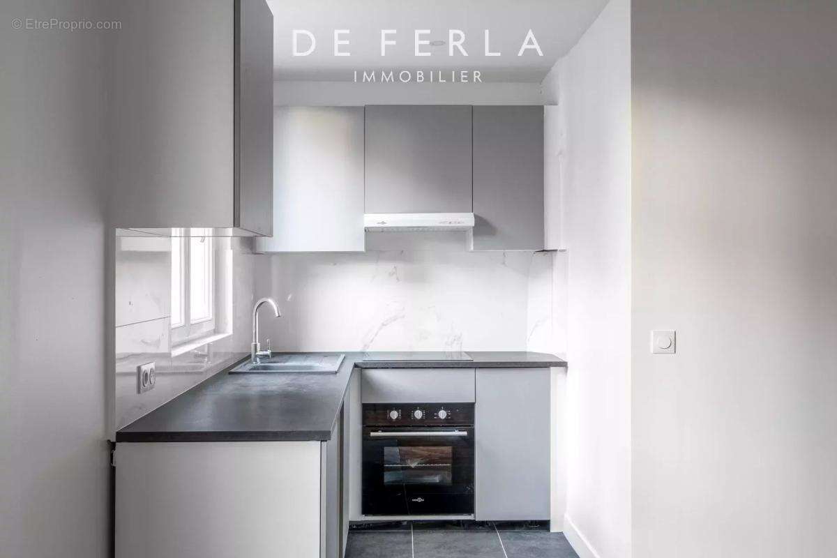 Appartement à PARIS-15E