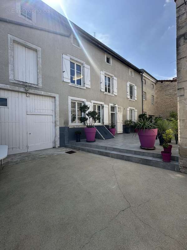 Maison 228 m² à Savonnieres-En-Perthois  - photo 3
