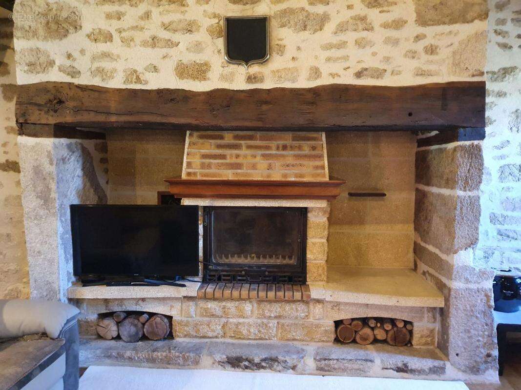 Maison à ESPAGNAC