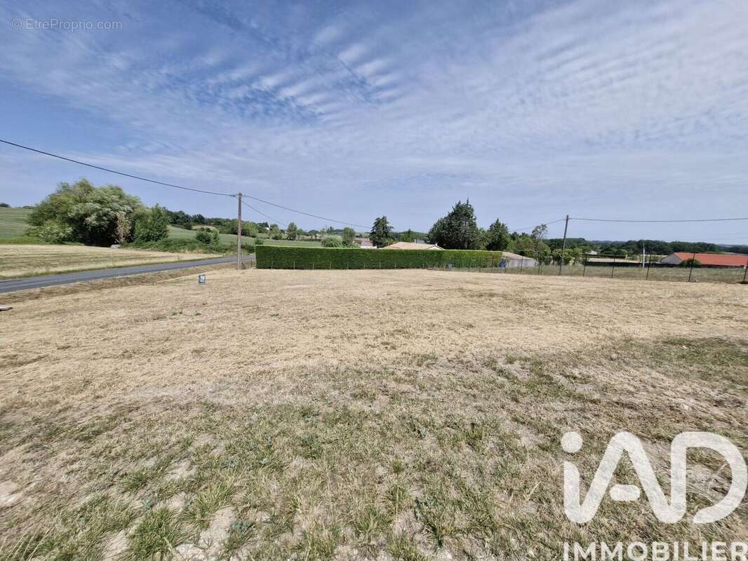 Photo 4 - Terrain à SIGOULES