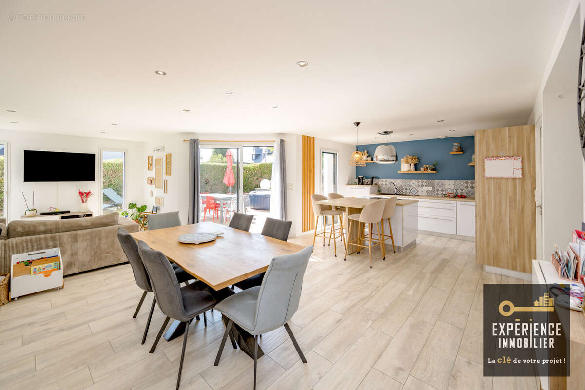 Contemporaine en plein bourg de ploufragan - photo 3
