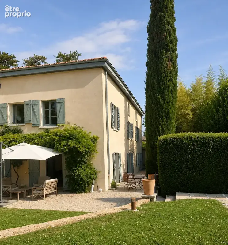 Maison à TASSIN-LA-DEMI-LUNE