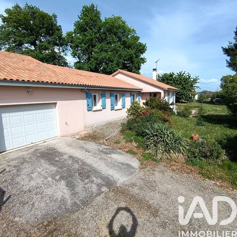 Photo 1 - Maison à SAINT-PRIEST-TAURION
