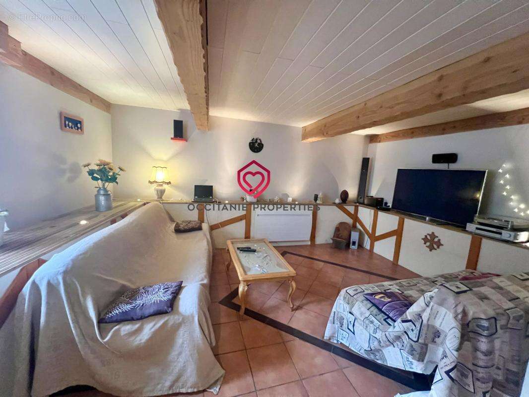 Maison à SAINT-JEAN-DU-FALGA