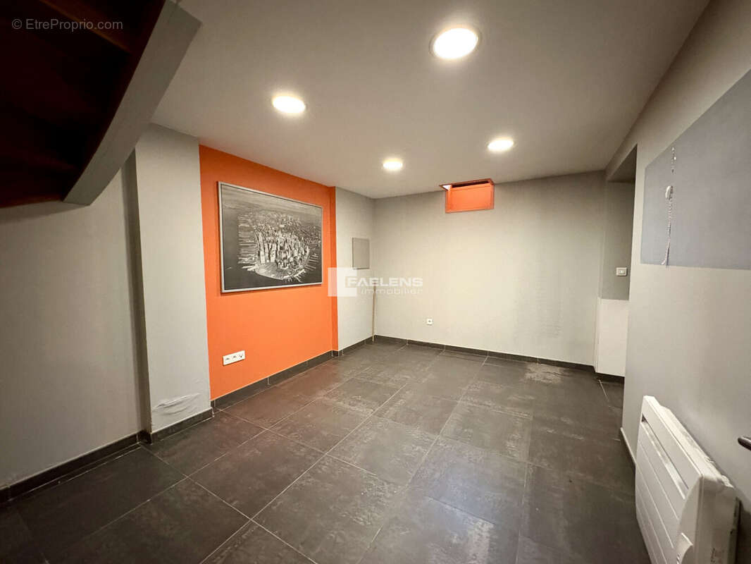 Commerce 220 m² à Lille  - photo 6