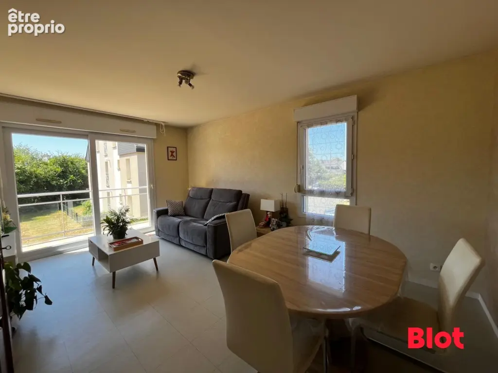Appartement à VERN-SUR-SEICHE