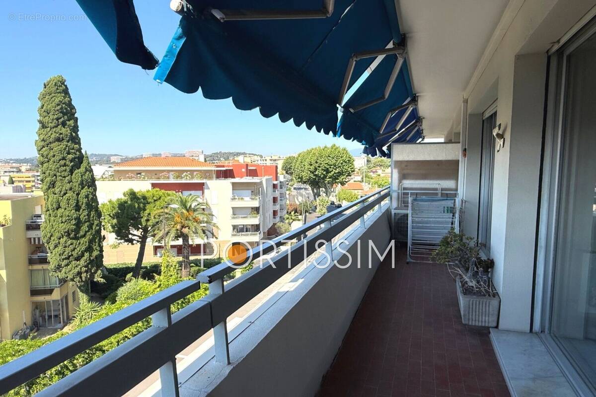 Appartement à CAGNES-SUR-MER