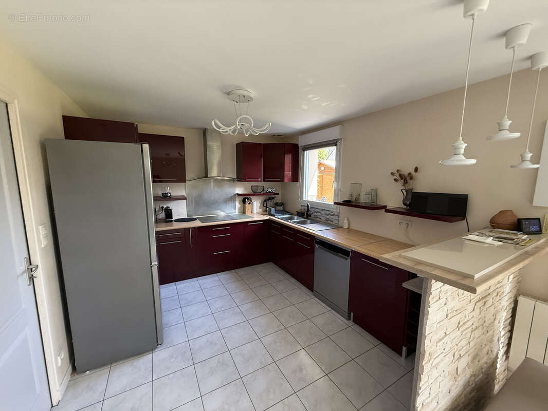 Maison à SAINT-VICTEUR