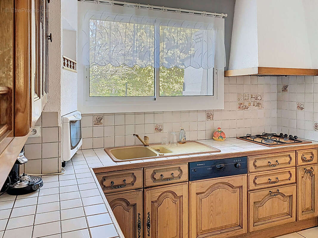 Maison à VILLENAVE-D&#039;ORNON