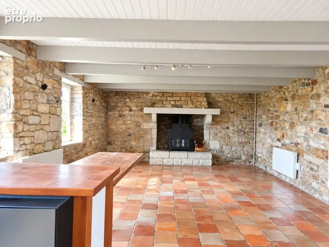 Maison à vendre 6 pièces COMBRIT (29) Corps de ferme et grand terrain - photo 2